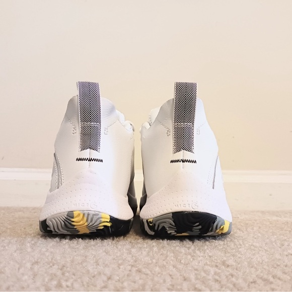 Under Armour 3Z5 Curry Basketball Unisex Sneaker (Style: 3023037-105) - Picture 7 of 11